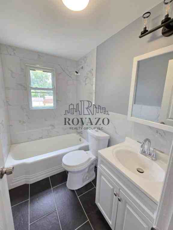 337 Winans Ave #LS - Photo 2 of 8