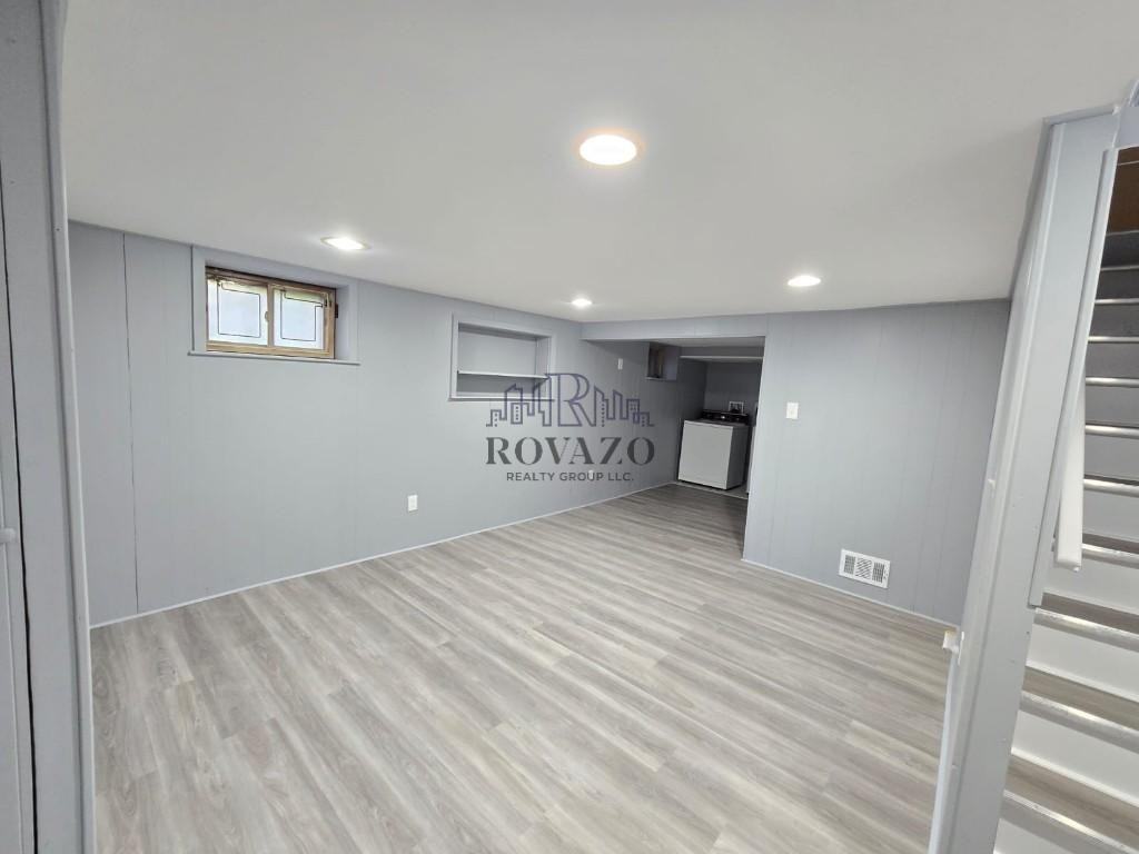 337 Winans Ave #LS - Photo 3 of 8