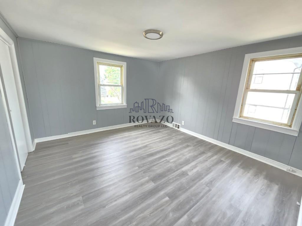 337 Winans Ave #LS - Photo 5 of 8