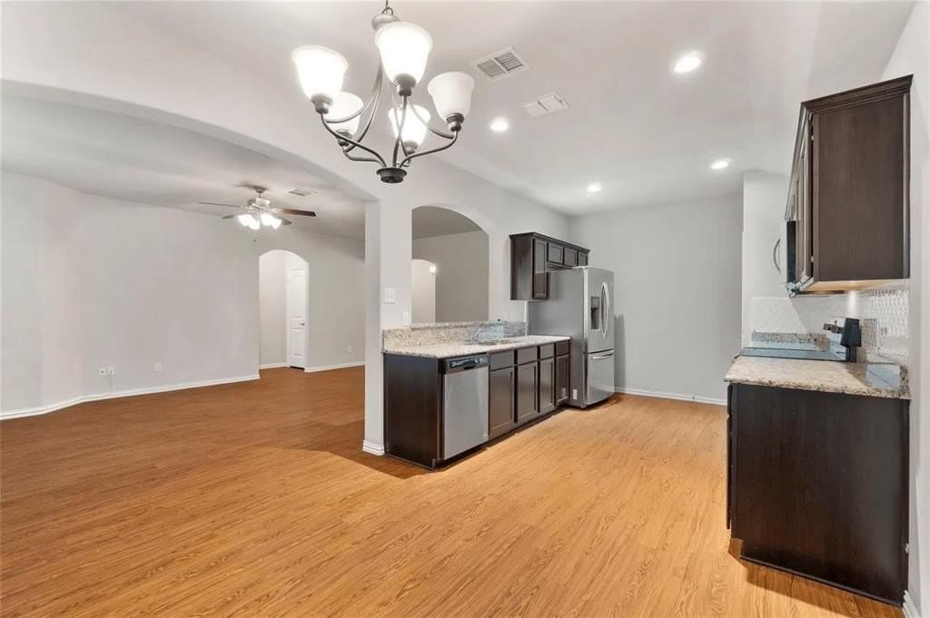 2905 Pacifico Way - Photo 3 of 16