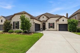 616 Lake Cove Dr - Photo 1 of 1
