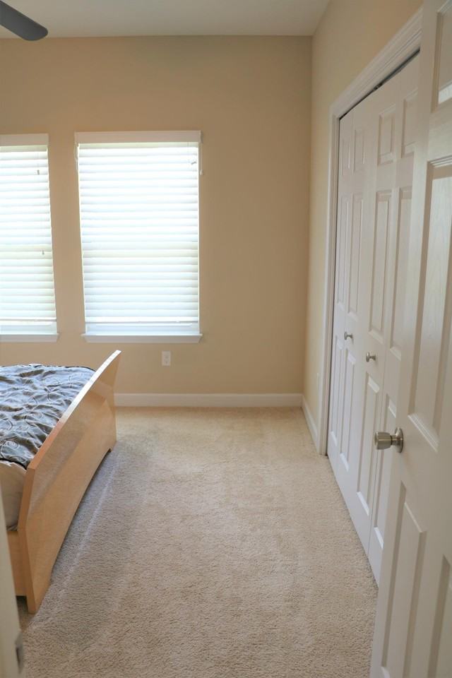 210 Michael Ave - Photo 3 of 27