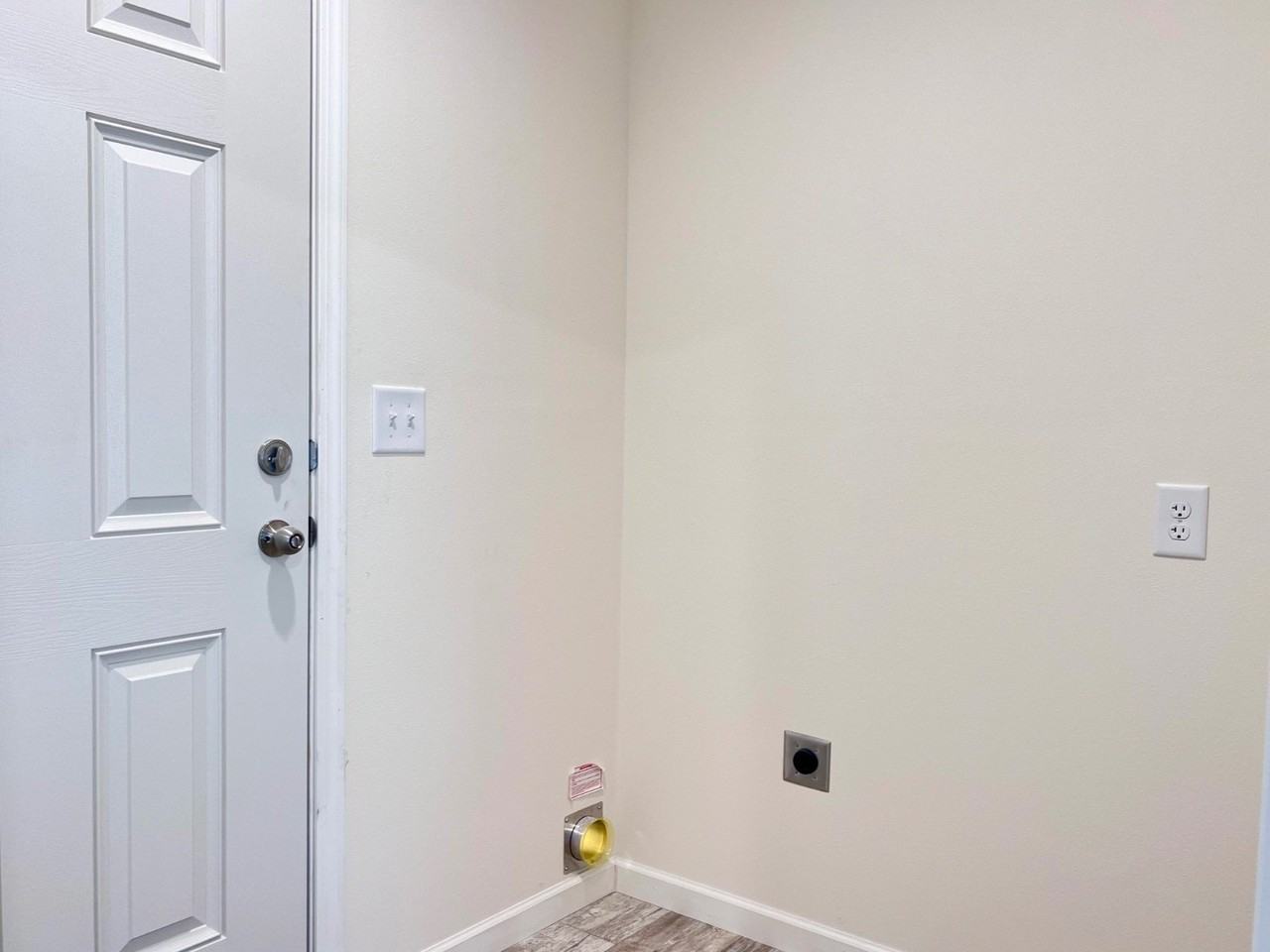 4400 La Salle St Trlr 53 #053 - Photo 5 of 10