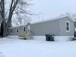 featured image of 4400 La Salle St Trlr 109 #109