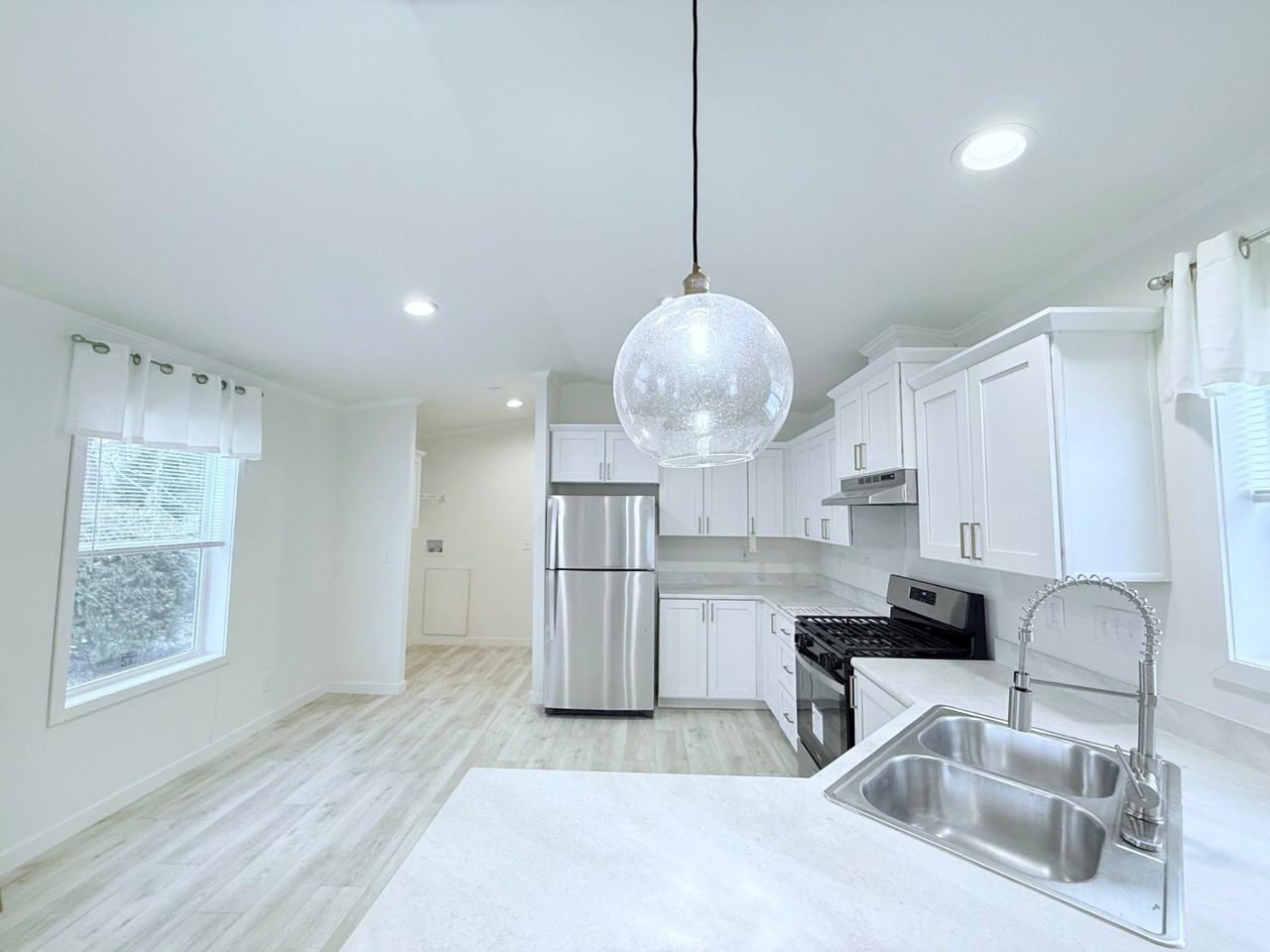 4400 La Salle St Trlr 109 #109 - Photo 3 of 14