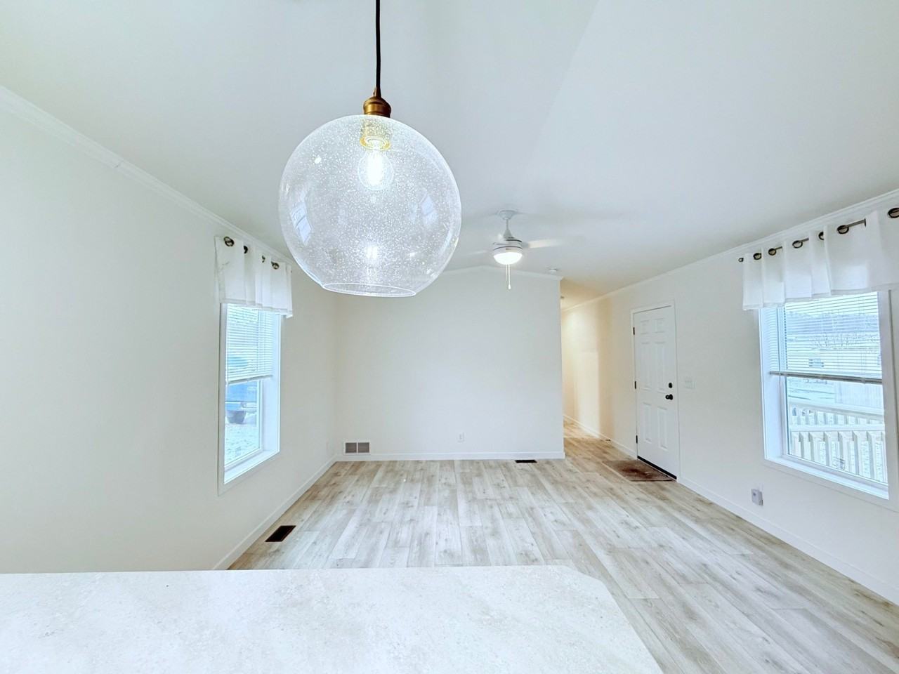 4400 La Salle St Trlr 109 #109 - Photo 4 of 14