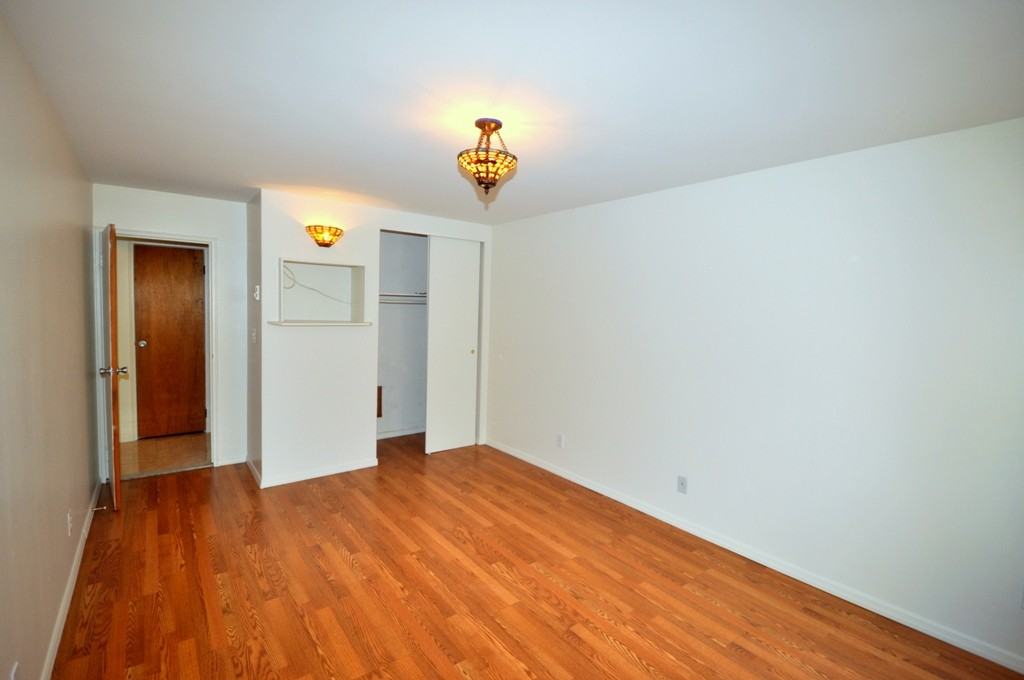 119 Dehaven Dr - Photo 4 of 17