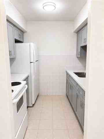 115 W Esplanade Ave Apt 7 - Photo 2 of 6