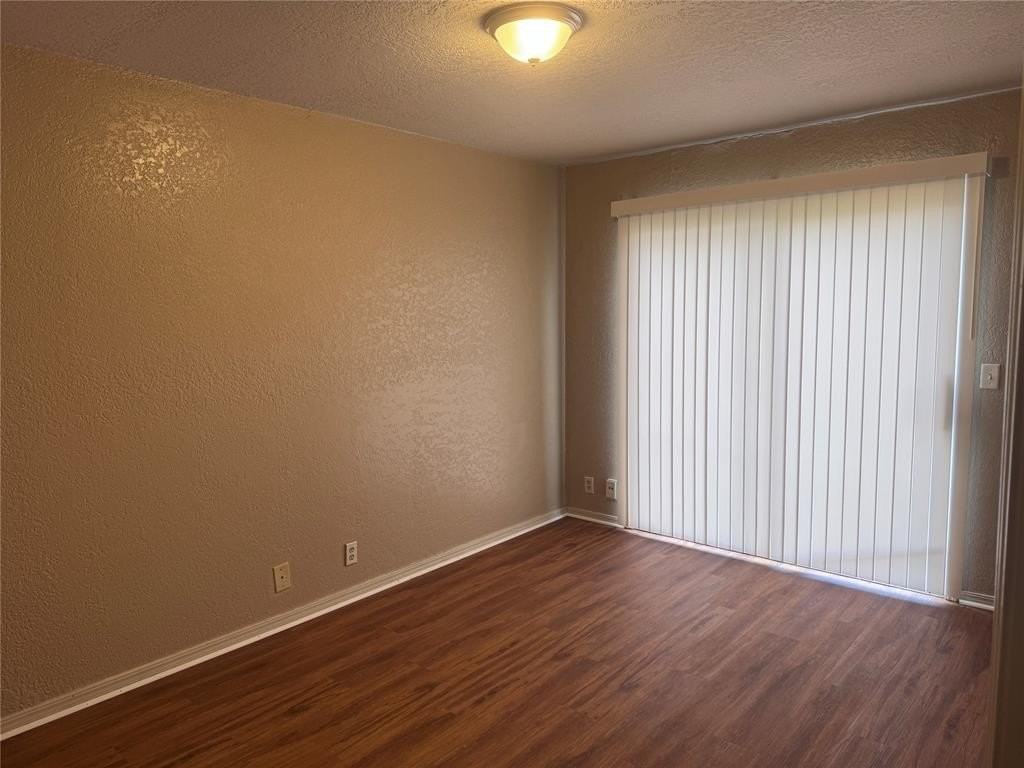 417 Chartrand Ave #B - Photo 3 of 6