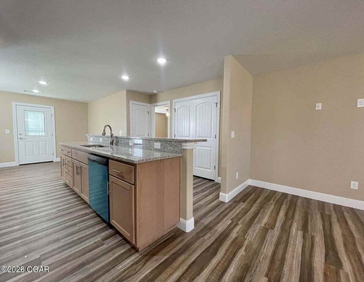 2602 S Moffet Ave - Photo 6 of 12