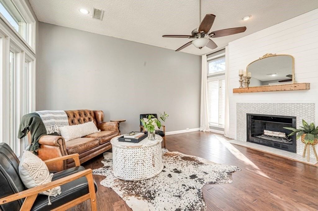 2202 Wydewood Dr - Photo 5 of 17