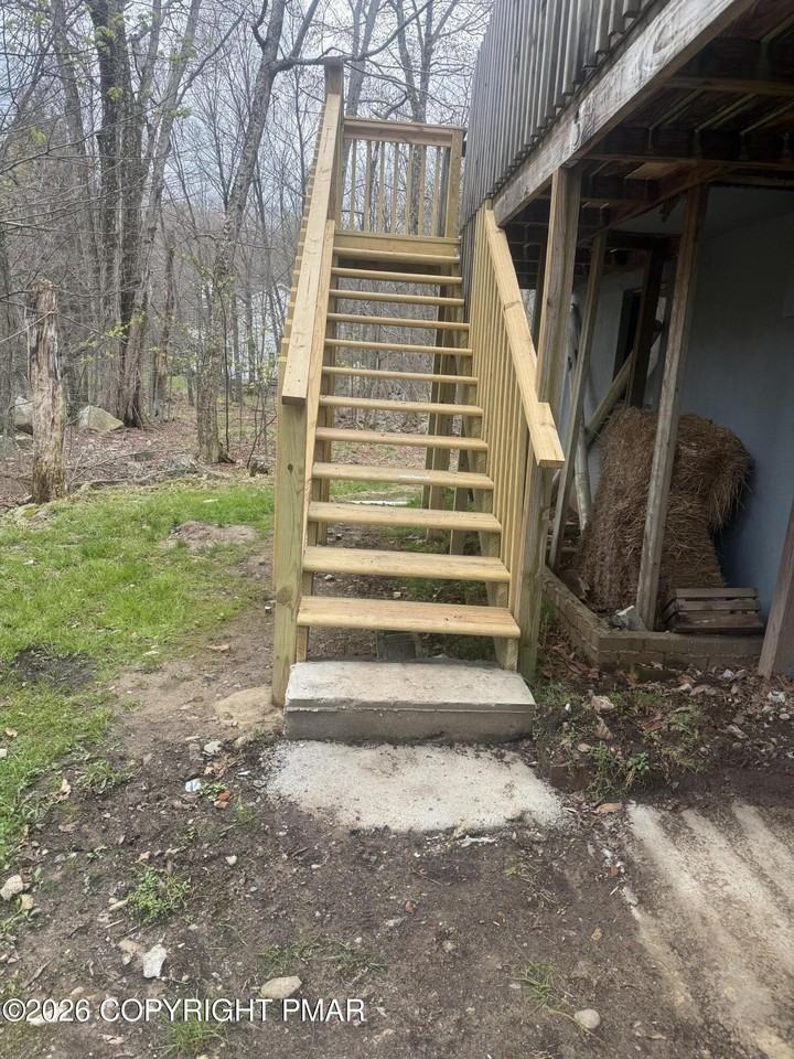 1666 Marina Dr - Photo 3 of 14