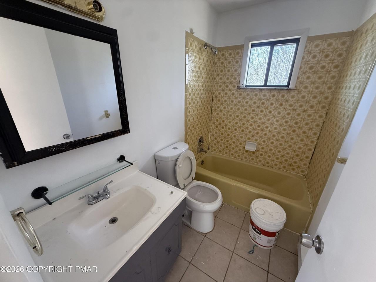 1666 Marina Dr - Photo 7 of 14