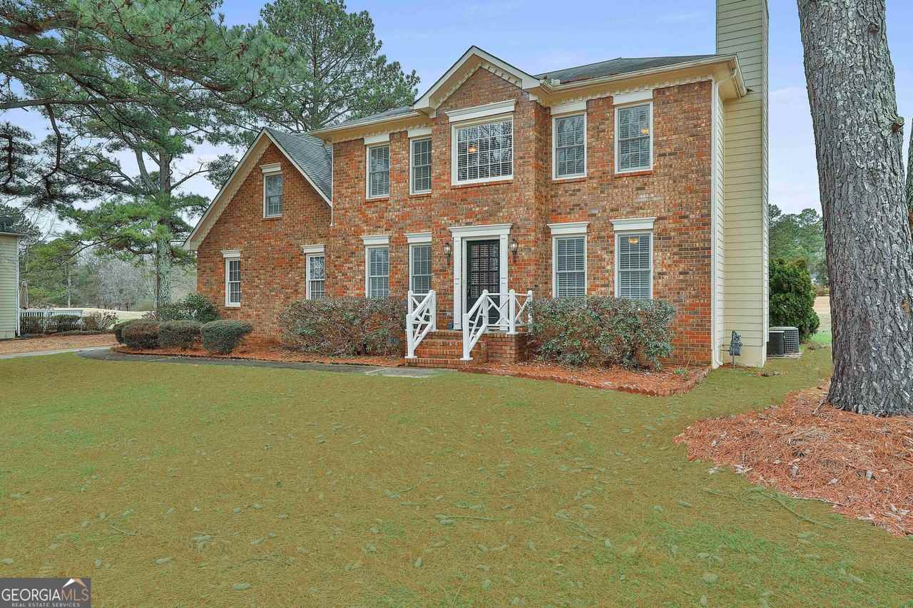 544 Sullivan Rd - Photo 3 of 31