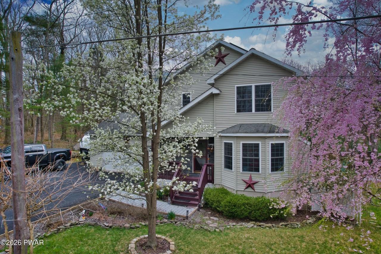 111 Onandaga Rd - Photo 2 of 50