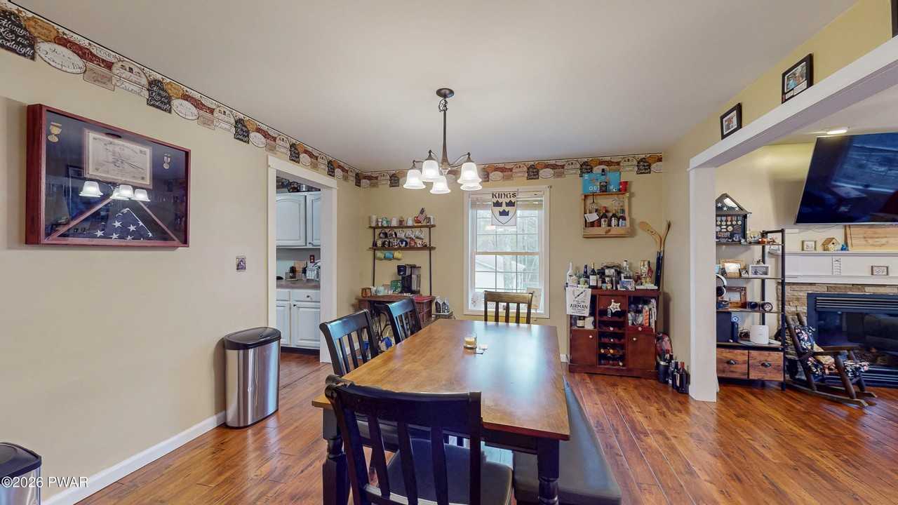 111 Onandaga Rd - Photo 7 of 50