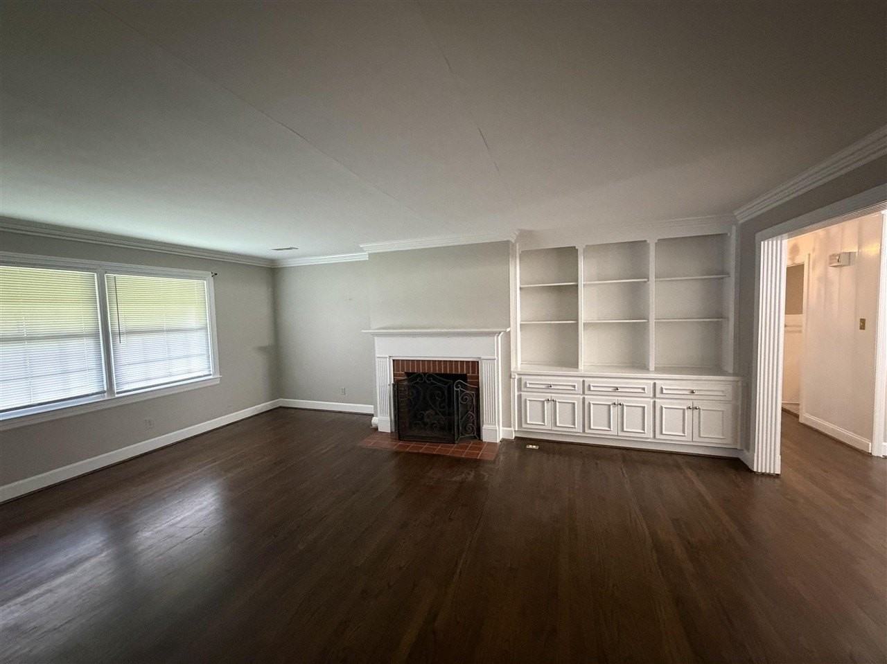 701 Magnolia St - Photo 4 of 14