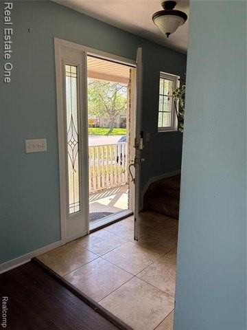 29500 Norfolk St - Photo 2 of 16