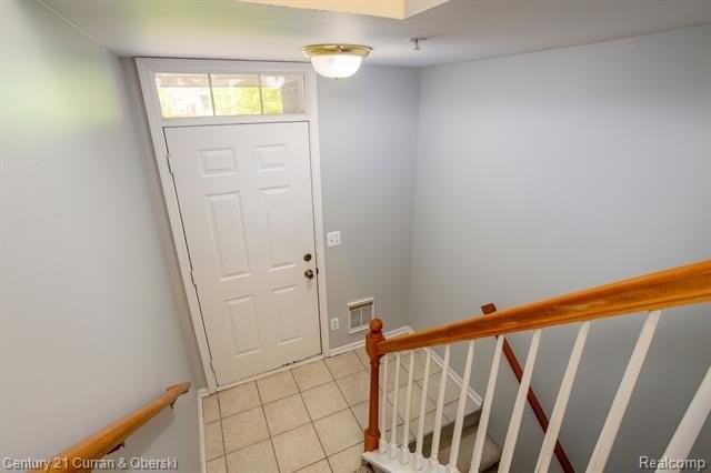 16944 Farmington Rd #22 - Photo 3 of 25