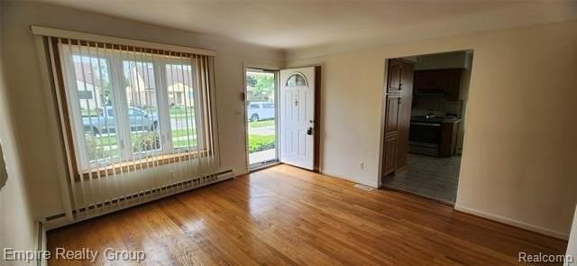 6556 Drexel St - Photo 4 of 23