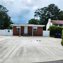 141 N Palm Ave #B - Photo 1 of 1