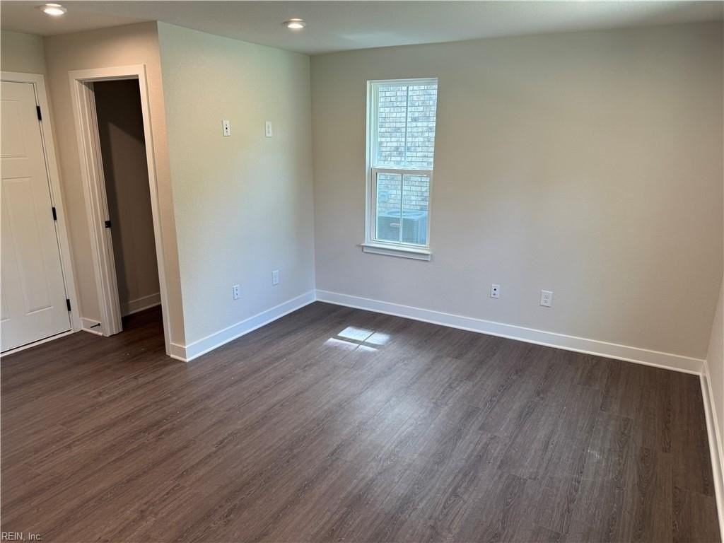 906 Marston St - Photo 2 of 18