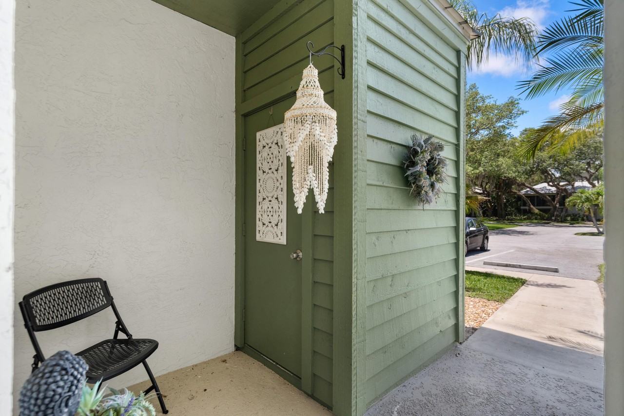 5280 Se Seascape Way #101 - Photo 7 of 33