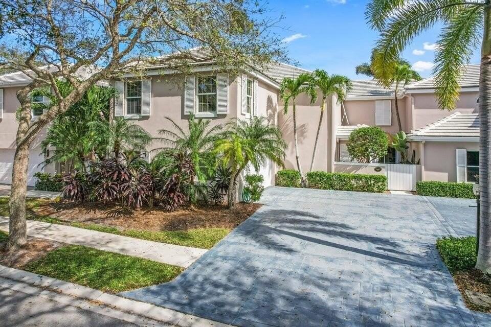 14394 Cypress Island Ct - Photo 2 of 50