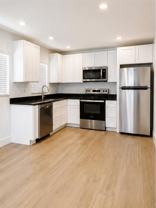 2104 Dock St - Photo 1 of 1