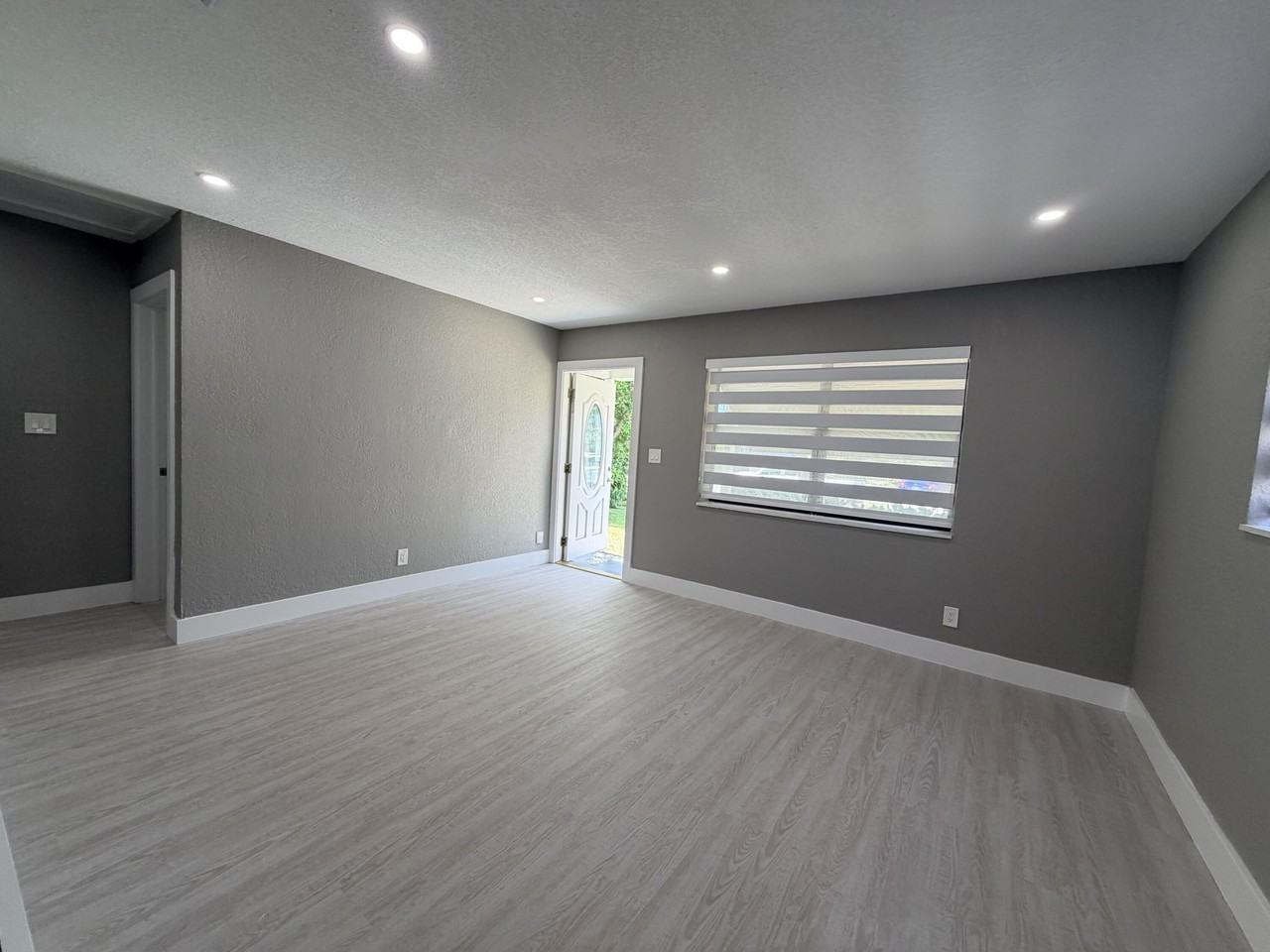 827 Franklin Rd - Photo 3 of 19