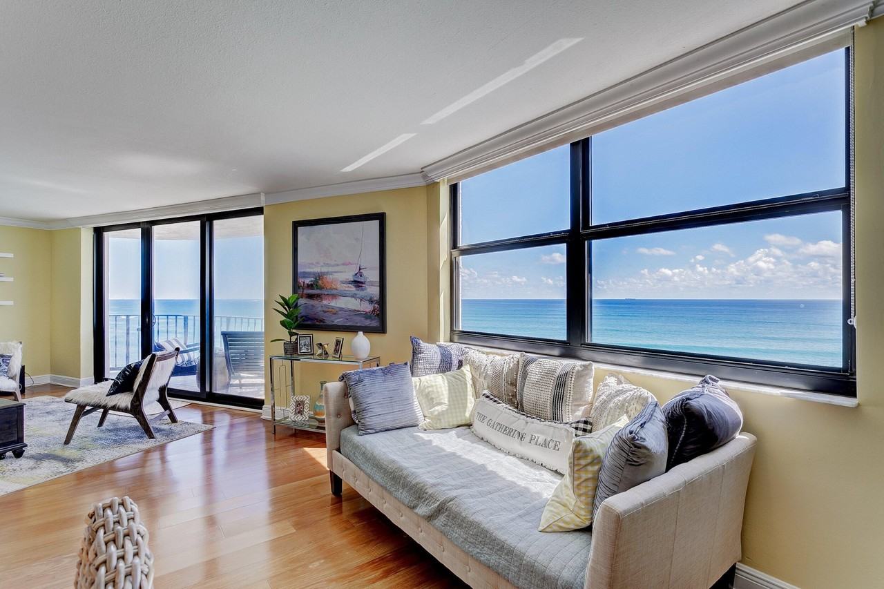 5420 N Ocean Dr #801 - Photo 3 of 50