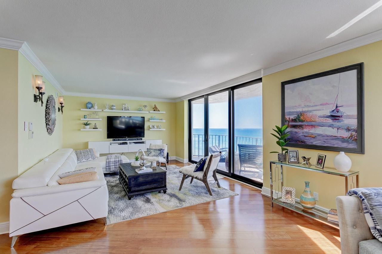 5420 N Ocean Dr #801 - Photo 5 of 50