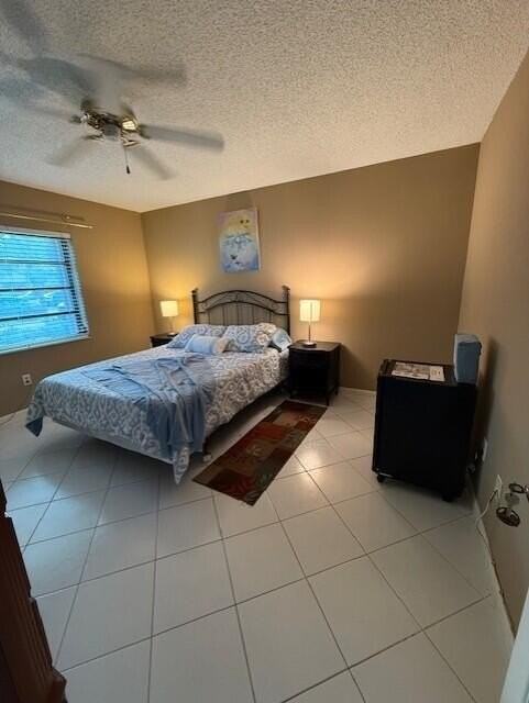 21820 Cypress Cir #25E - Photo 3 of 11