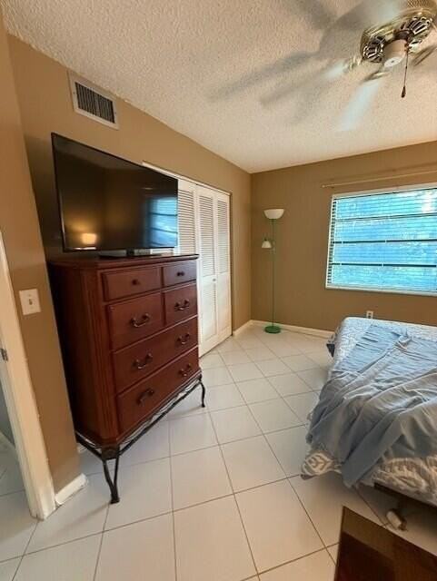 21820 Cypress Cir #25E - Photo 4 of 11