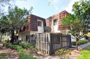 featured image of 2212 White Pine Cir #B