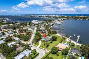 210 S Lake Dr - Photo 1 of 1
