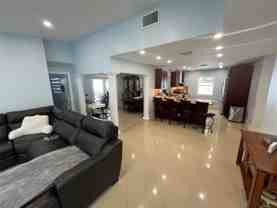 115 Sw 34th Ave - Photo 1 of 1