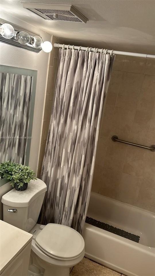 953 Coral Club Dr #953 - Photo 6 of 9