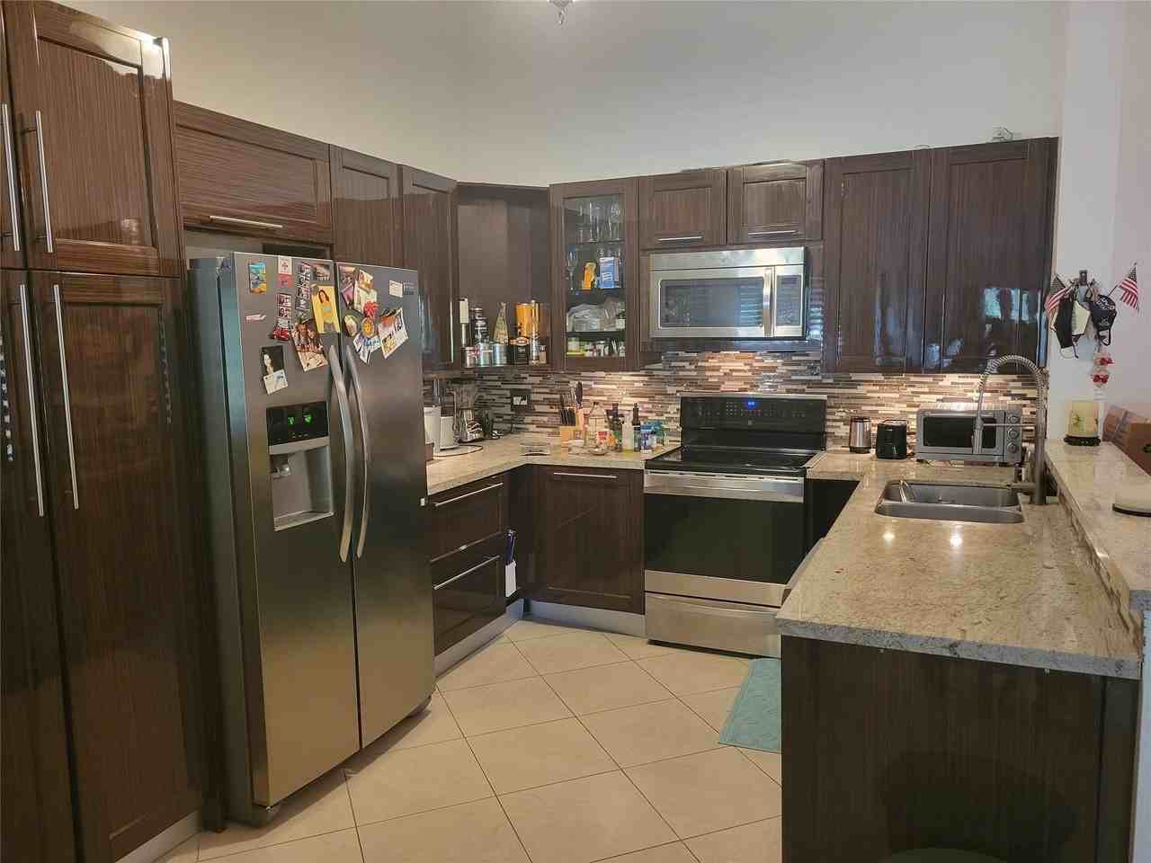13851 Oneida Dr #D2 - Photo 2 of 34