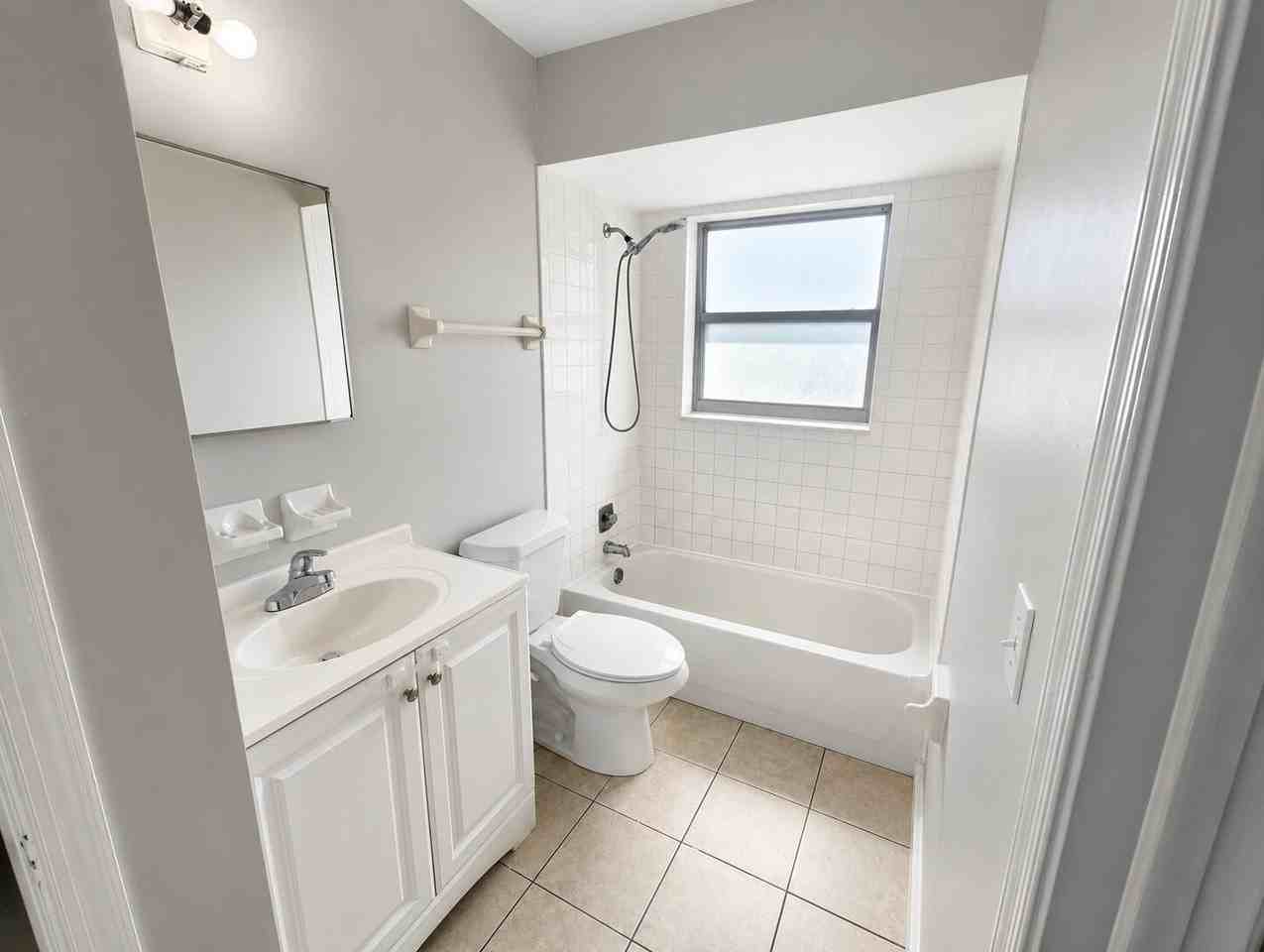 1794 Juno Rd #2 - Photo 6 of 9