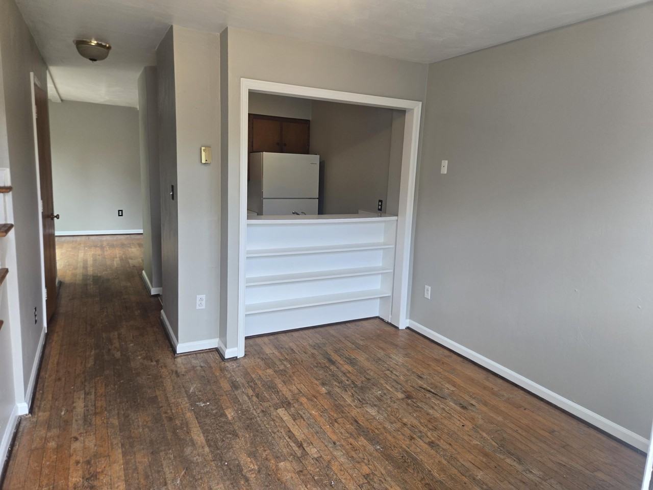 711 Suburban Ave Sw - Photo 4 of 4