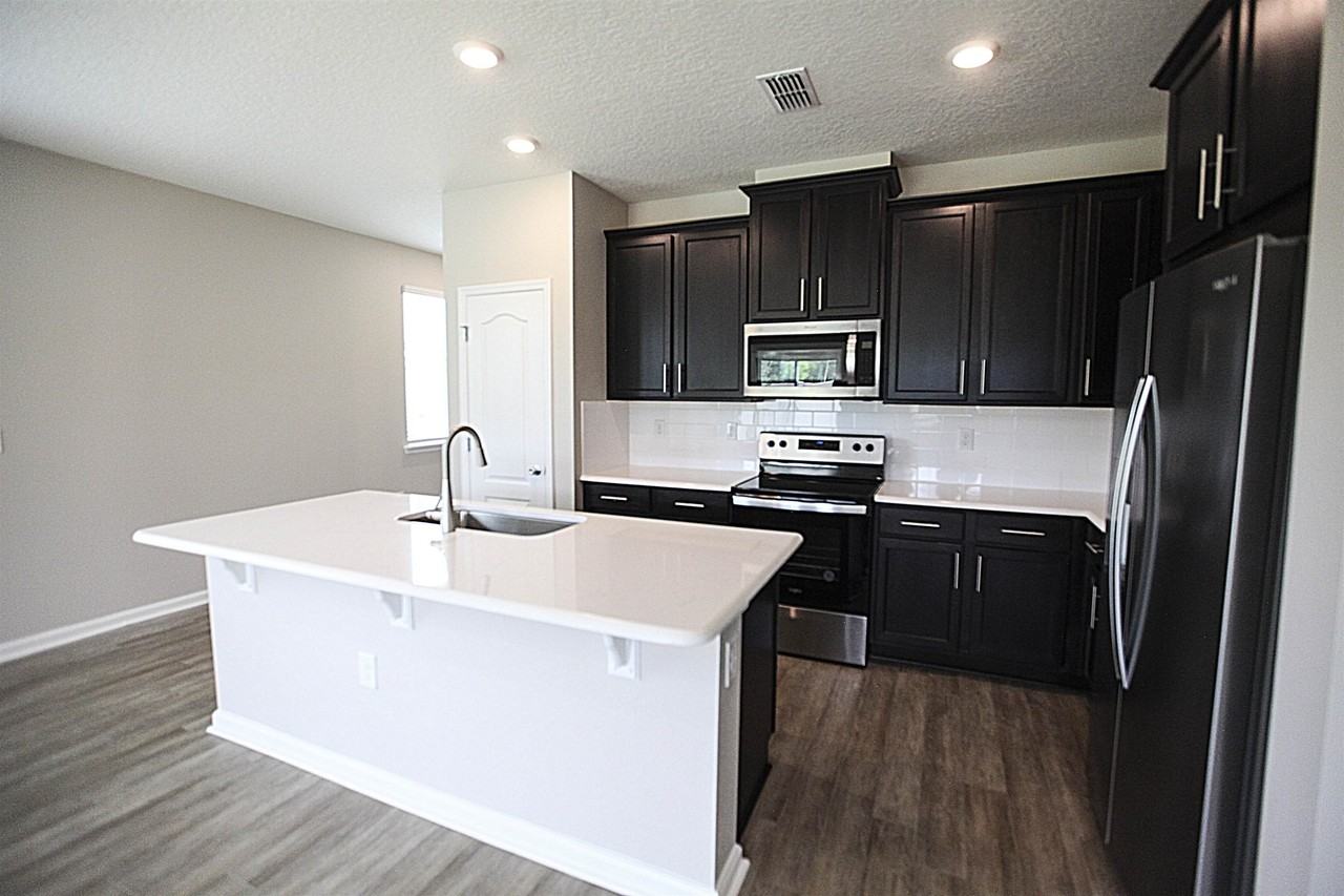 55 Great Star Ct - Photo 2 of 37