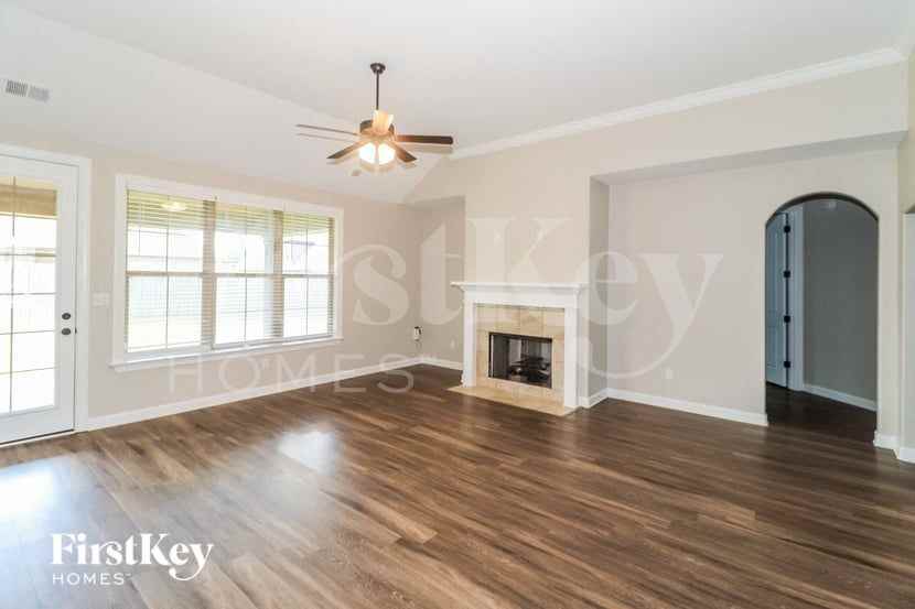 2275 Wellspring Ln - Photo 3 of 15