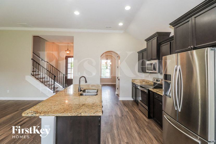 2275 Wellspring Ln - Photo 5 of 15