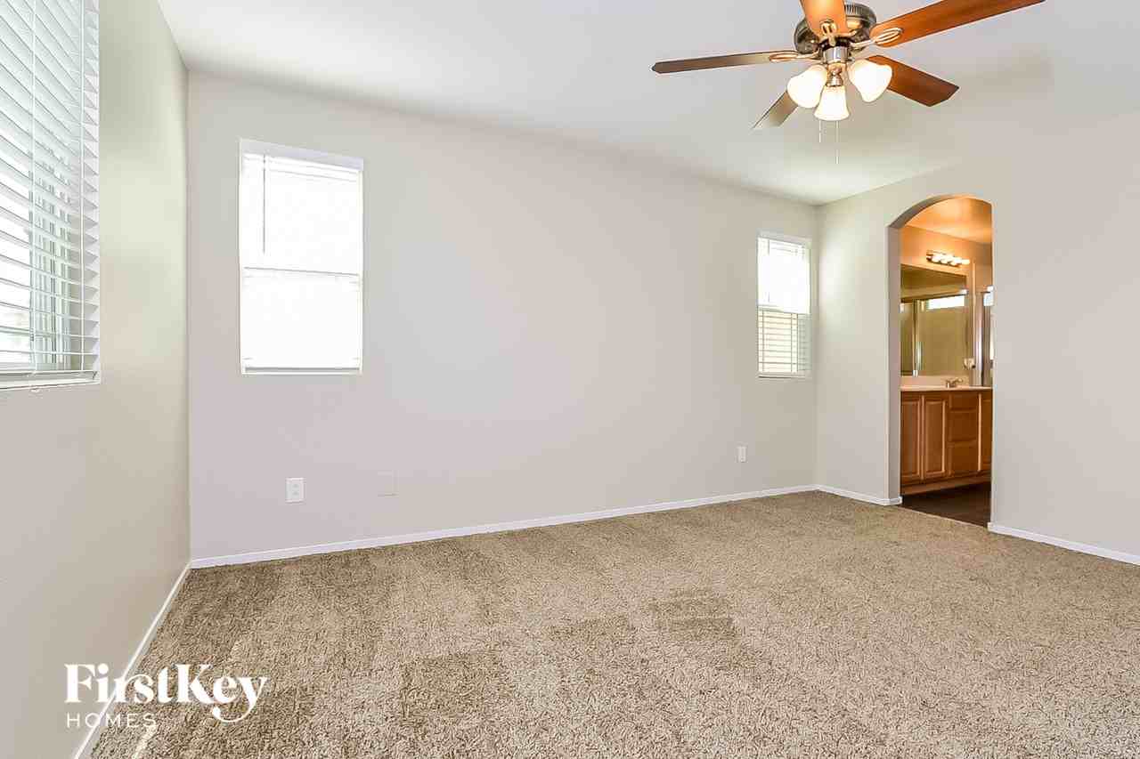 10651 Bandera Mountain Ln - Photo 7 of 15