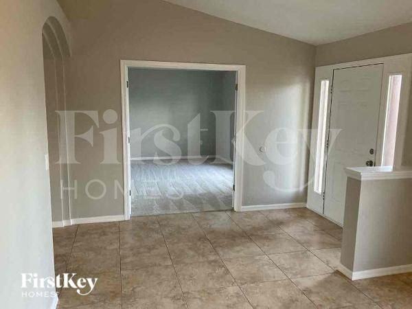 1840 Nw 14th Ter - Photo 3 of 11