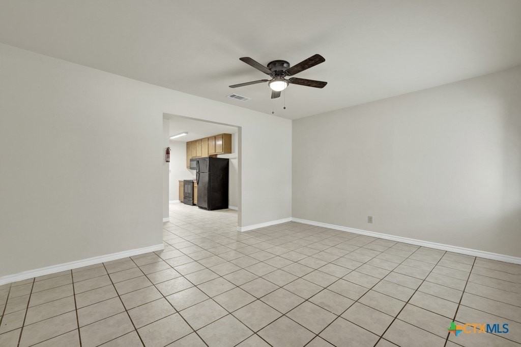 334 Craddock Ave - Photo 3 of 9