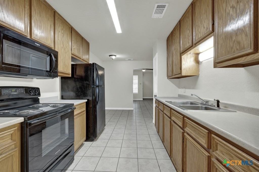 334 Craddock Ave - Photo 4 of 9