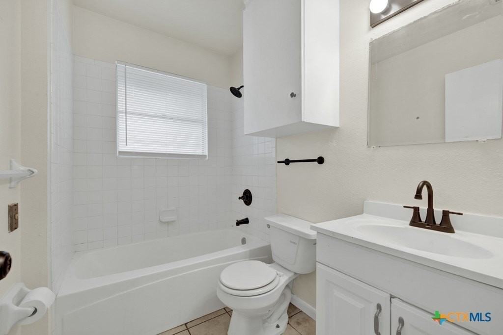334 Craddock Ave - Photo 6 of 9