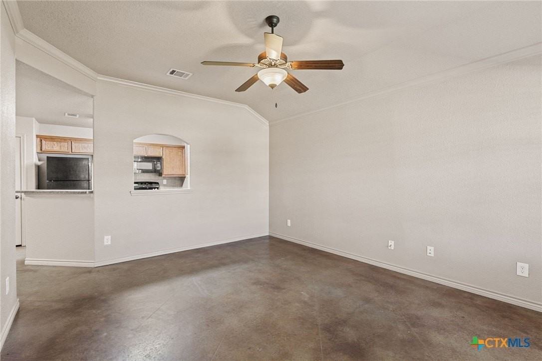 609 Karey Dr #A - Photo 3 of 30